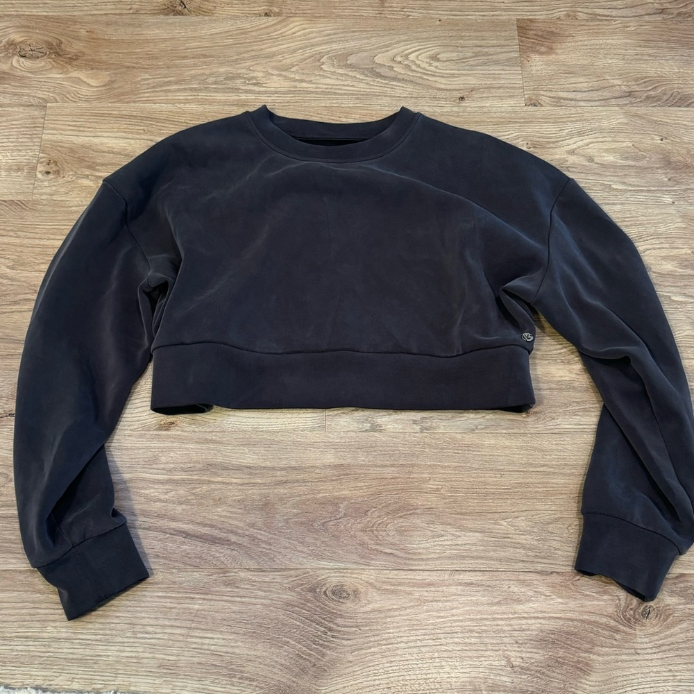 BuffBunny Black Cropped Sweatshirt